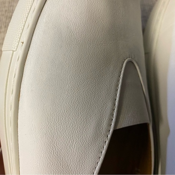 Le Septembre 17 white Leather v cut Slippers / size 11 men’s main image 9